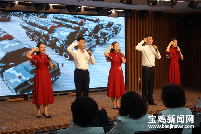 去交警上班很好吗？游戏画面