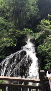 你有周末团建的经历吗？应该拒绝吗？游戏画面