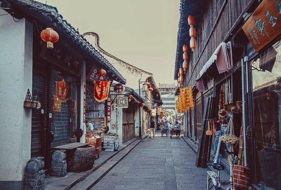 请出示文件